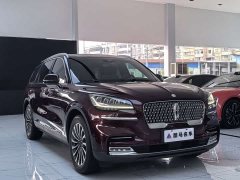 Lincoln Aviator 3.0T V6 AWD Elite - ფოტო 3