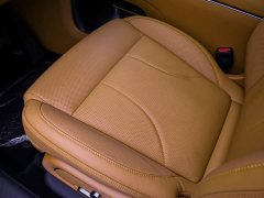 IM Motors Zhiji LS8 52 Max Luxury Six-Seater - ფოტო 15
