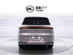 IM Motors Zhiji LS8 52 Max Luxury Six-Seater - ფოტო 4