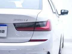 BMW 3 Series 325Li M Sport Package - ფოტო 18