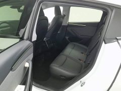 Tesla Model Y Rear-Wheel Drive - ფოტო 12