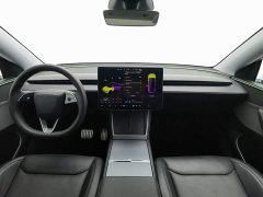 Tesla Model Y Rear-Wheel Drive - ფოტო 3