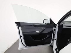Tesla Model Y Rear-Wheel Drive - ფოტო 5