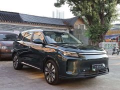 AITO Blue Electric E5 PLUS 2025 120km Standard Travel Custom Edition 7-Seater - ფოტო 3
