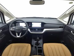 Beijing Ruisheng Wangpai M7 2025 2.0L Manual Long Wheelbase Luxury 7-Seater - ფოტო 5