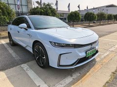 Voyah Lantu Zhaoguang 2023 Four-Wheel Drive Long-Range Edition - ფოტო 3