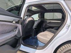 Voyah Lantu Zhaoguang 2023 Four-Wheel Drive Long-Range Edition - ფოტო 9