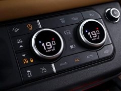 Land Rover Defender Facelift 110 3.0T P400 X - ფოტო 9