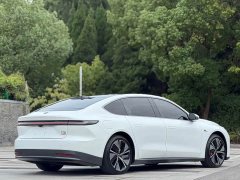 NIO ET7 100kWh Launch Edition - ფოტო 16