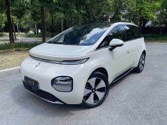 Baojun Yunduo 2023 460 Max - ფოტო 1