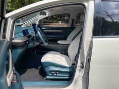 Baojun Yunduo 2023 460 Max - ფოტო 4
