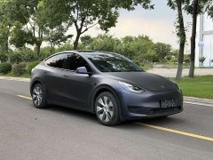 Tesla Model Y Rear-Wheel Drive - ფოტო 2