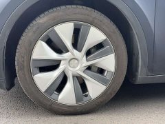Tesla Model Y Rear-Wheel Drive - ფოტო 9