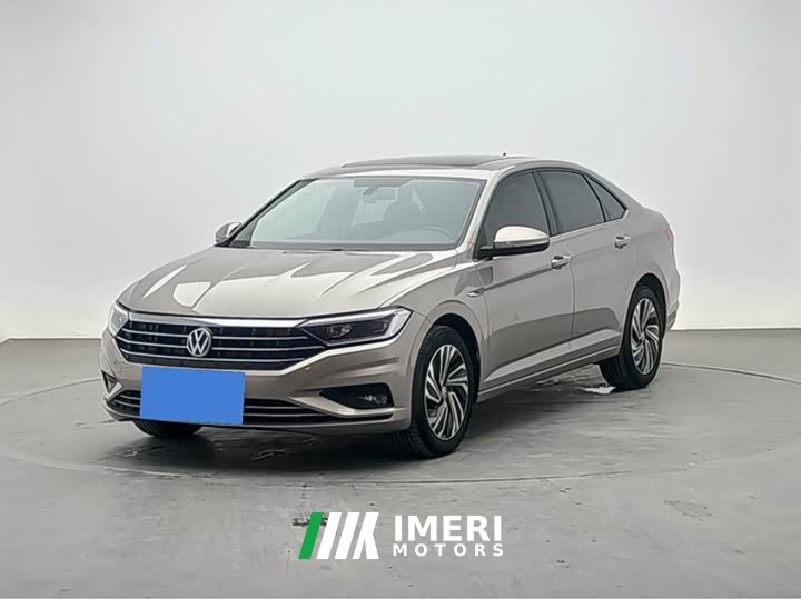 Volkswagen Sagitar 200TSI DSG Flying Edition