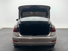 Volkswagen Sagitar 200TSI DSG Flying Edition - ფოტო 5