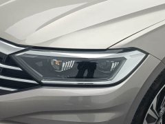 Volkswagen Sagitar 200TSI DSG Flying Edition - ფოტო 7