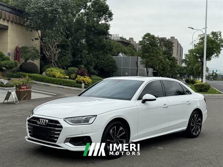 Audi A4L 40 TFSI Fashion Elegant