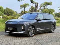 NIO ES8 2026 Six-Seat Executive Signature Edition - ფოტო 1