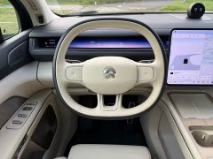 NIO ES8 2026 Six-Seat Executive Signature Edition - ფოტო 8