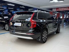Volvo XC90 B6 Inscription 7-Seater - ფოტო 14
