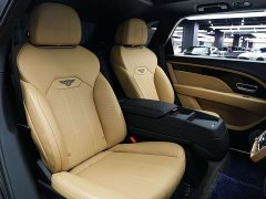 Bentley Bentayga 4.0T V8 Long Wheelbase - photo 13
