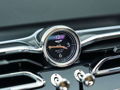 Bentley Bentayga 4.0T V8 Long Wheelbase - photo 17