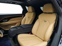 Bentley Bentayga 4.0T V8 Long Wheelbase - photo 19