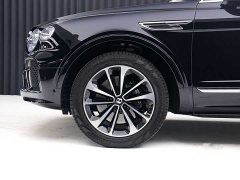 Bentley Bentayga 4.0T V8 Long Wheelbase - photo 4