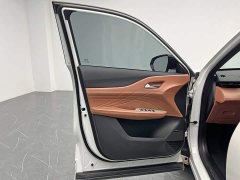 Changan UNI-Z New Energy Blue Whale Smart Electric iDD 125km Excellence Edition - ფოტო 8