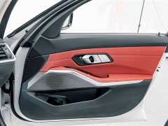BMW 3 Series Facelift 320Li M Sport Package - ფოტო 13