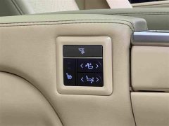 Toyota Alphard Hybrid 2.5L Luxury - ფოტო 11
