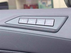 Toyota Alphard Hybrid 2.5L Luxury - ფოტო 15