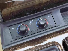 Toyota Alphard Hybrid 2.5L Luxury - ფოტო 19