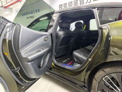 Lynk & Co Geely Lynk & Co 10 240 AWD Ultra Sport H7 - ფოტო 12