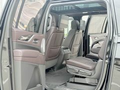 Cadillac Escalade 6.2L Canadian Spec - ფოტო 5