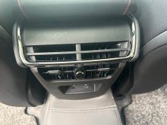 Ford Mondeo 2.0T EcoBoost E Hybrid Sport ST-Line - ფოტო 15