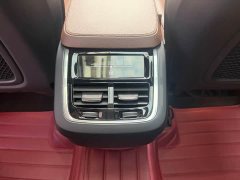 Volvo XC90 B6 Inscription 7-Seater - ფოტო 9