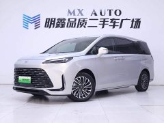Buick GL8 New Energy Lusang Respect Edition - ფოტო 2