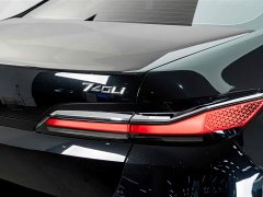 BMW 7 Series 2023 740Li Luxury M Sport Package - ფოტო 8