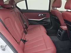 BMW 3 Series Facelift 320Li M Sport Package - ფოტო 10