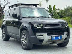 Land Rover Defender 110 P400 Dark Edition - ფოტო 3