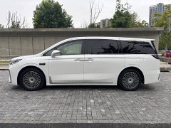 Voyah Lantu Dreamchaser PHEV AWD Luxury Qiankun Edition - ფოტო 9