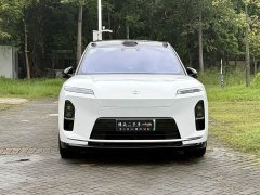 NIO ES8 2026 Six-Seat Executive Signature Edition - ფოტო 1