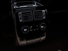 Land Rover Range Rover 3.0 L6 Heritage Extended Wheelbase Classic Edition - ფოტო 16