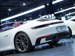 Porsche 911 Carrera 4S Cabriolet 3.0T - ფოტო 10