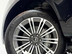 Land Rover Range Rover 2023 3.0 L6 400PS Prestige Seven-Seat Extended Wheelbase - ფოტო 14