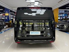 Mercedes-Benz Vito 2.0T Business Edition 7-Seater - ფოტო 18