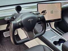 Tesla Model Y Standard Range RWD - ფოტო 14