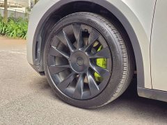 Tesla Model Y Standard Range RWD - ფოტო 8