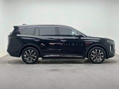 FAW Red Flag HS7 2023 2.0T Automatic AWD Flagship Comfort 6-Seater - ფოტო 3